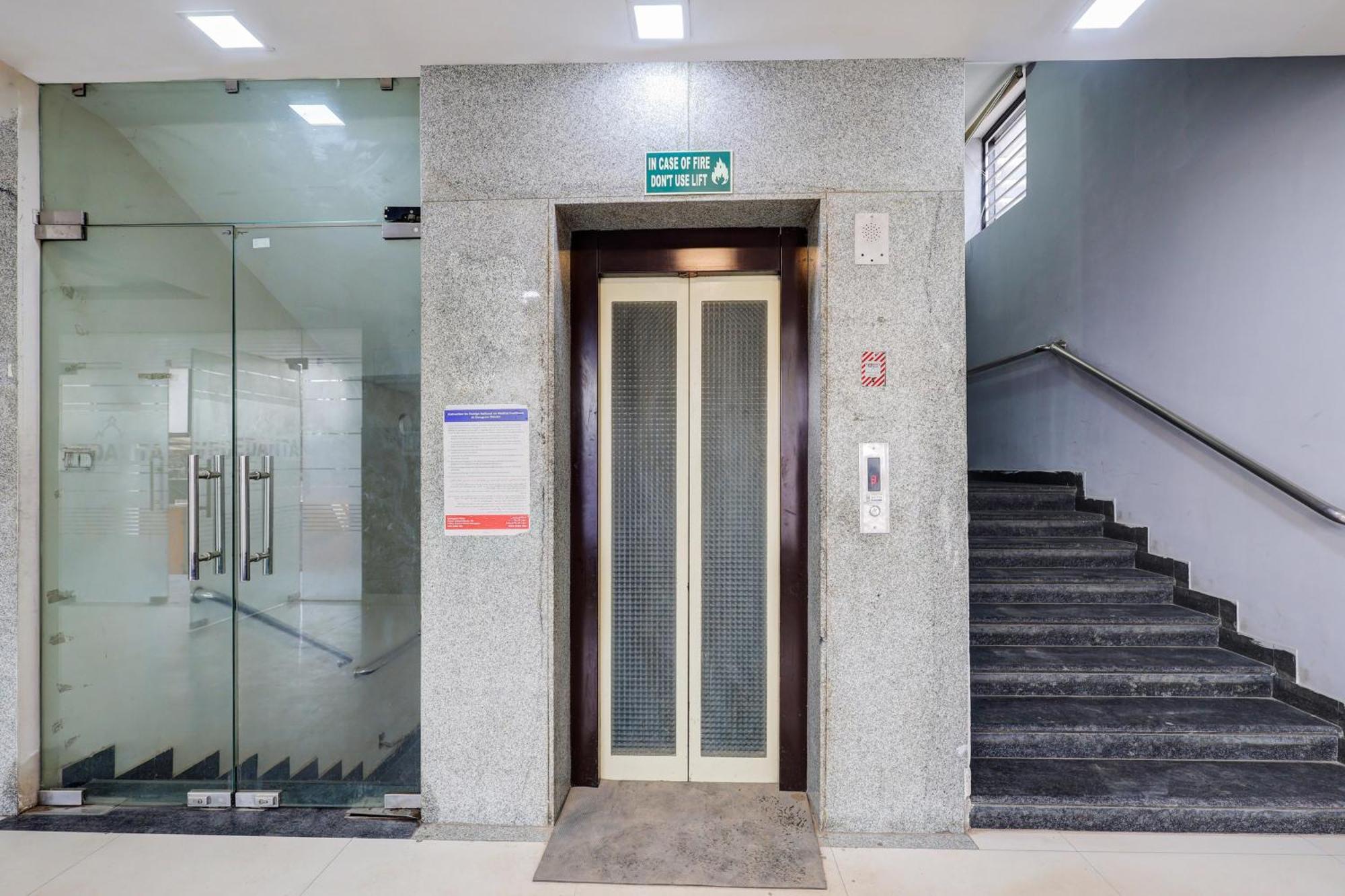 Super Townhouse Sector 38 Gurgaon Near Medanta Ξενοδοχείο Εξωτερικό φωτογραφία