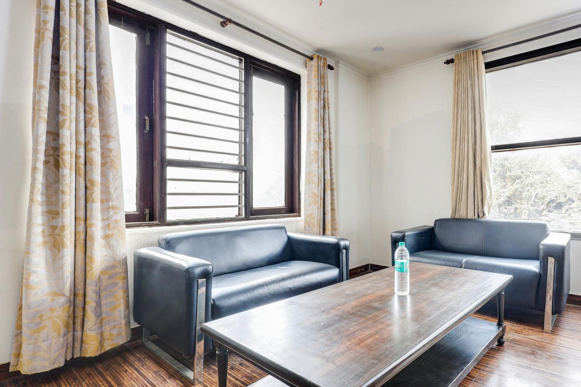 Super Townhouse Sector 38 Gurgaon Near Medanta Ξενοδοχείο Εξωτερικό φωτογραφία